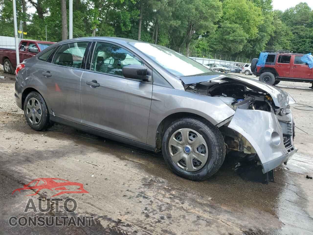 FORD FOCUS 2013 - 1FADP3E26DL330972
