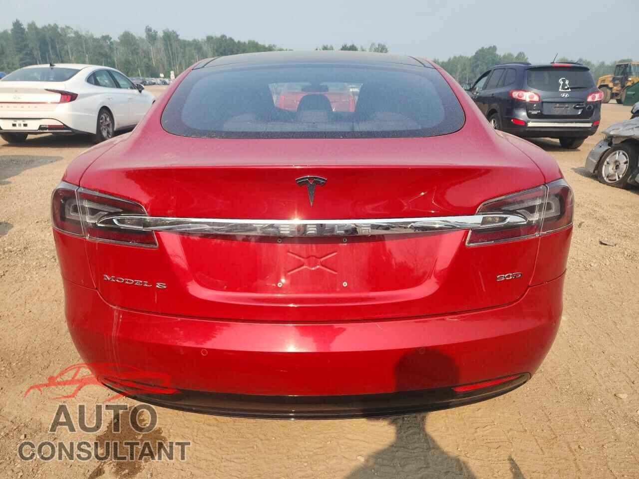 TESLA MODEL S 2016 - 5YJSA1E29GF152795