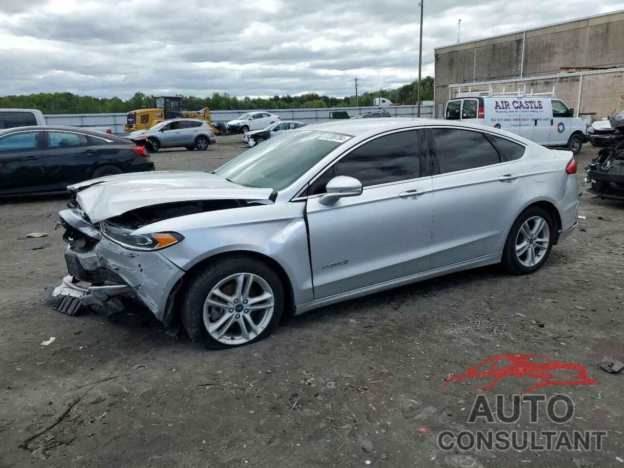 FORD FUSION 2018 - 3FA6P0LU6JR118419