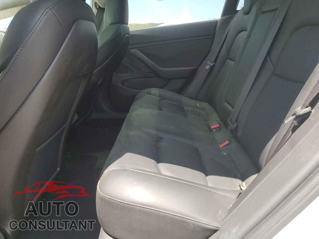 TESLA MODEL 3 2020 - 5YJ3E1EB8LF628389