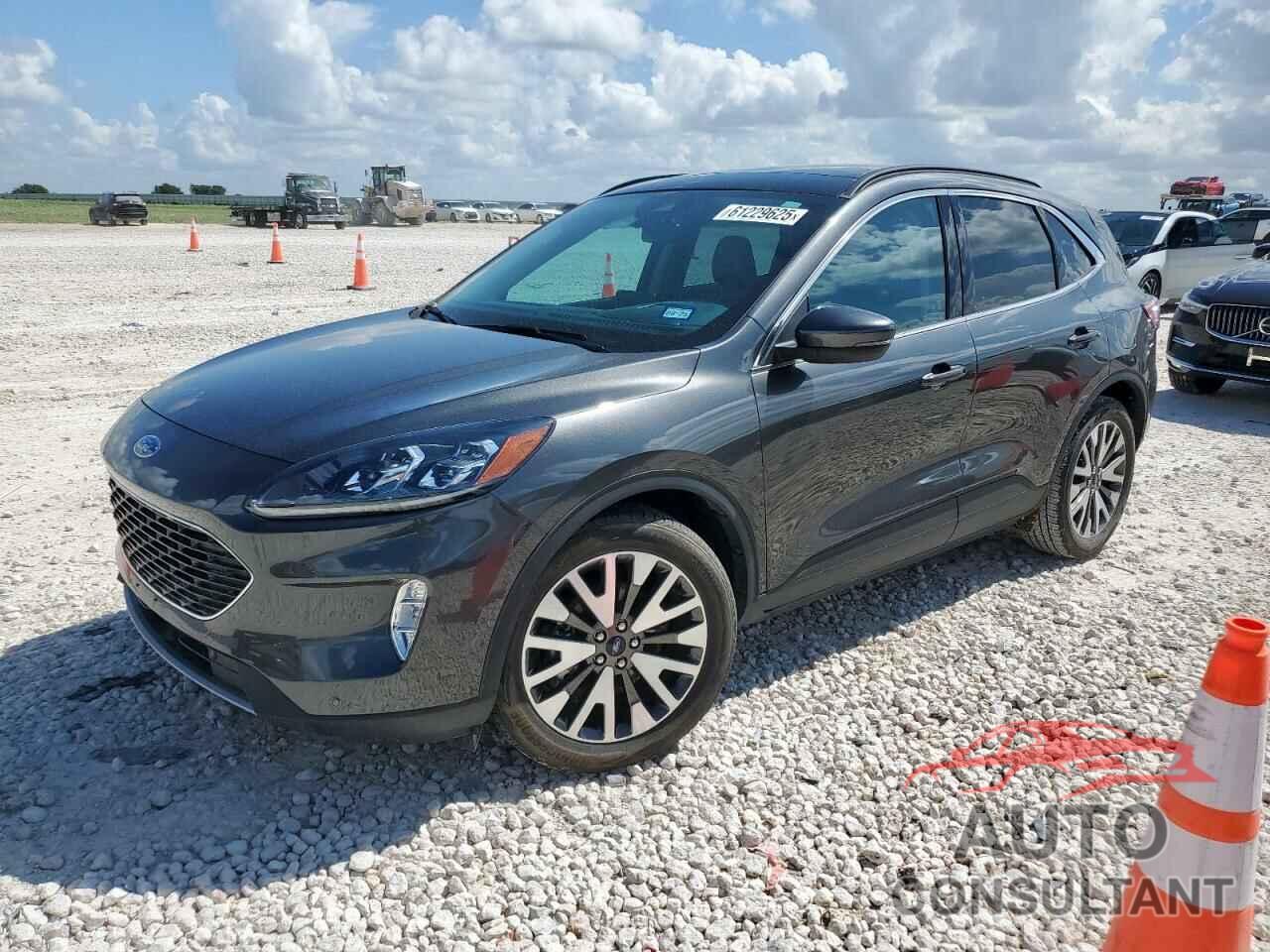 FORD ESCAPE 2020 - 1FMCU0DZ2LUC18637