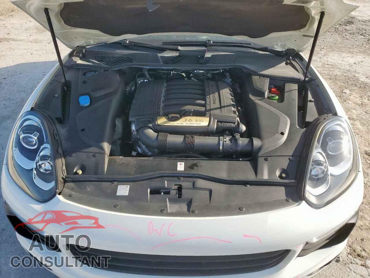 PORSCHE CAYENNE 2017 - WP1AA2A28HKA87576