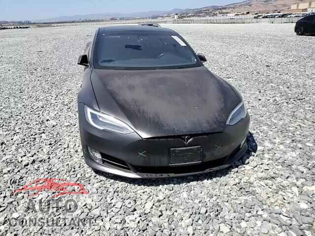 TESLA MODEL S 2017 - 5YJSA1E17HF231214