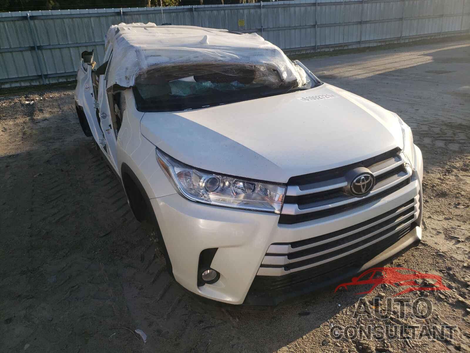 TOYOTA HIGHLANDER 2019 - 5TDKZRFH0KS575019