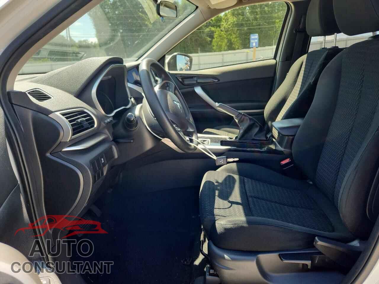 MITSUBISHI ECLIPSE 2019 - JA4AT3AA8KZ049962