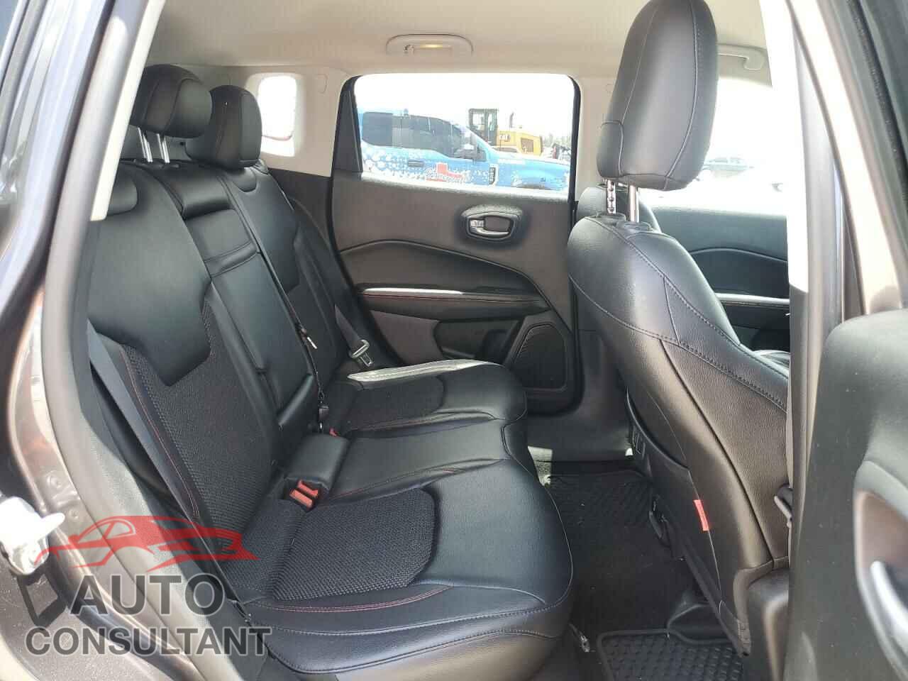 JEEP COMPASS 2017 - 3C4NJDDB4HT674625
