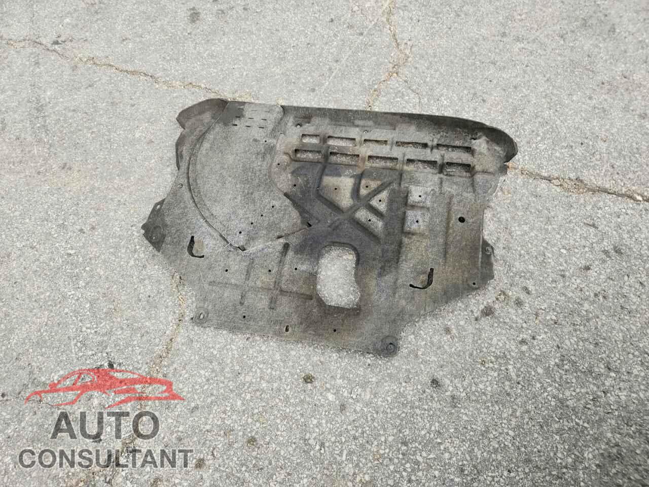 FORD ESCAPE 2018 - 1FMCU0F73JUB43259