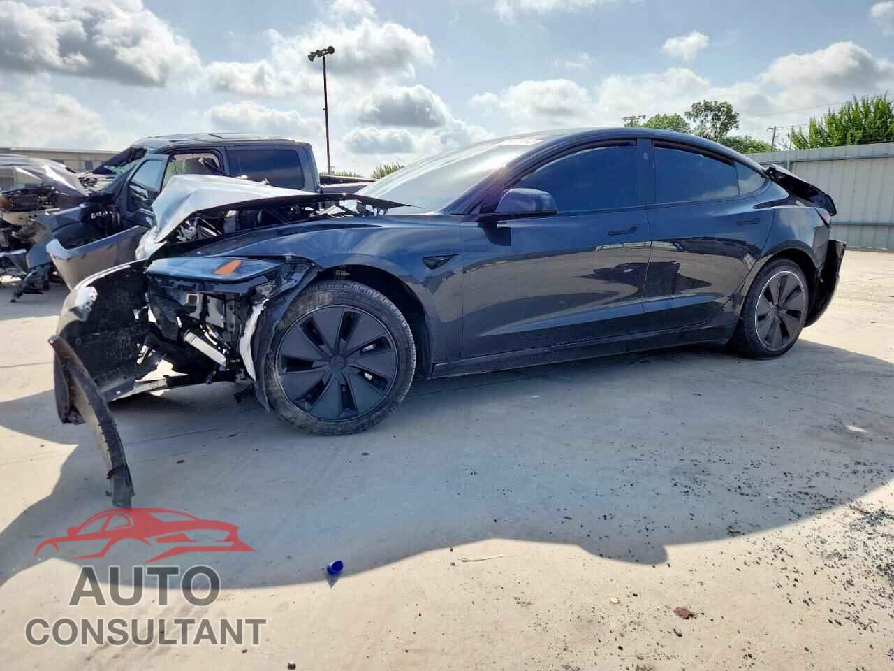 TESLA MODEL 3 2024 - 5YJ3E1EA4RF861850