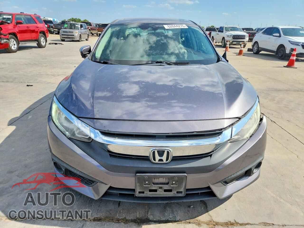 HONDA CIVIC 2017 - 19XFC2F88HE030103