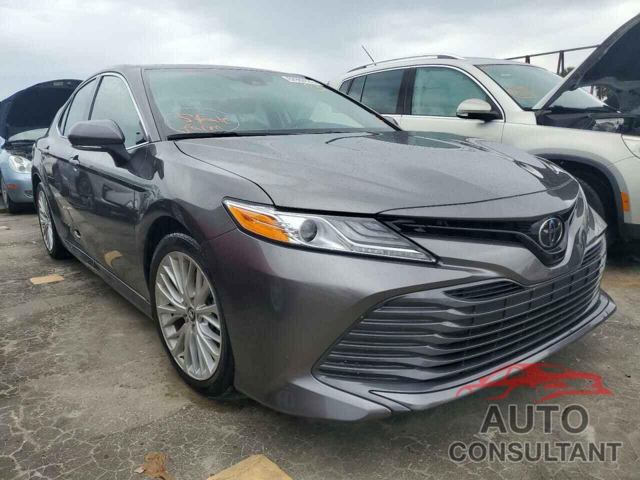 TOYOTA CAMRY 2019 - 4T1B11HK2KU751691
