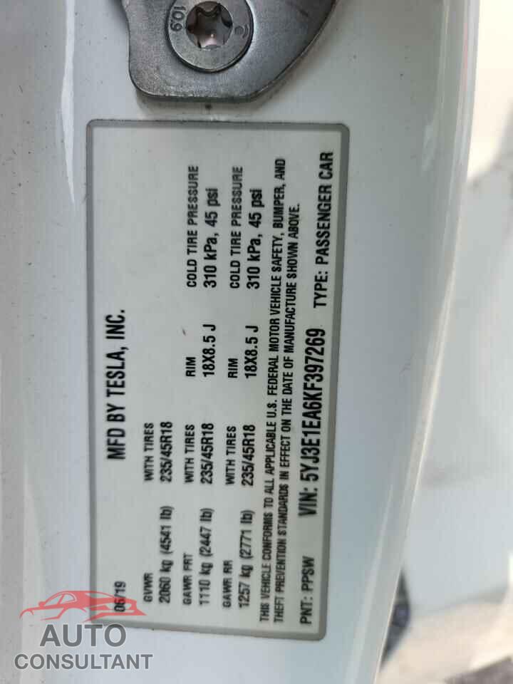 TESLA MODEL 3 2019 - 5YJ3E1EA6KF397269
