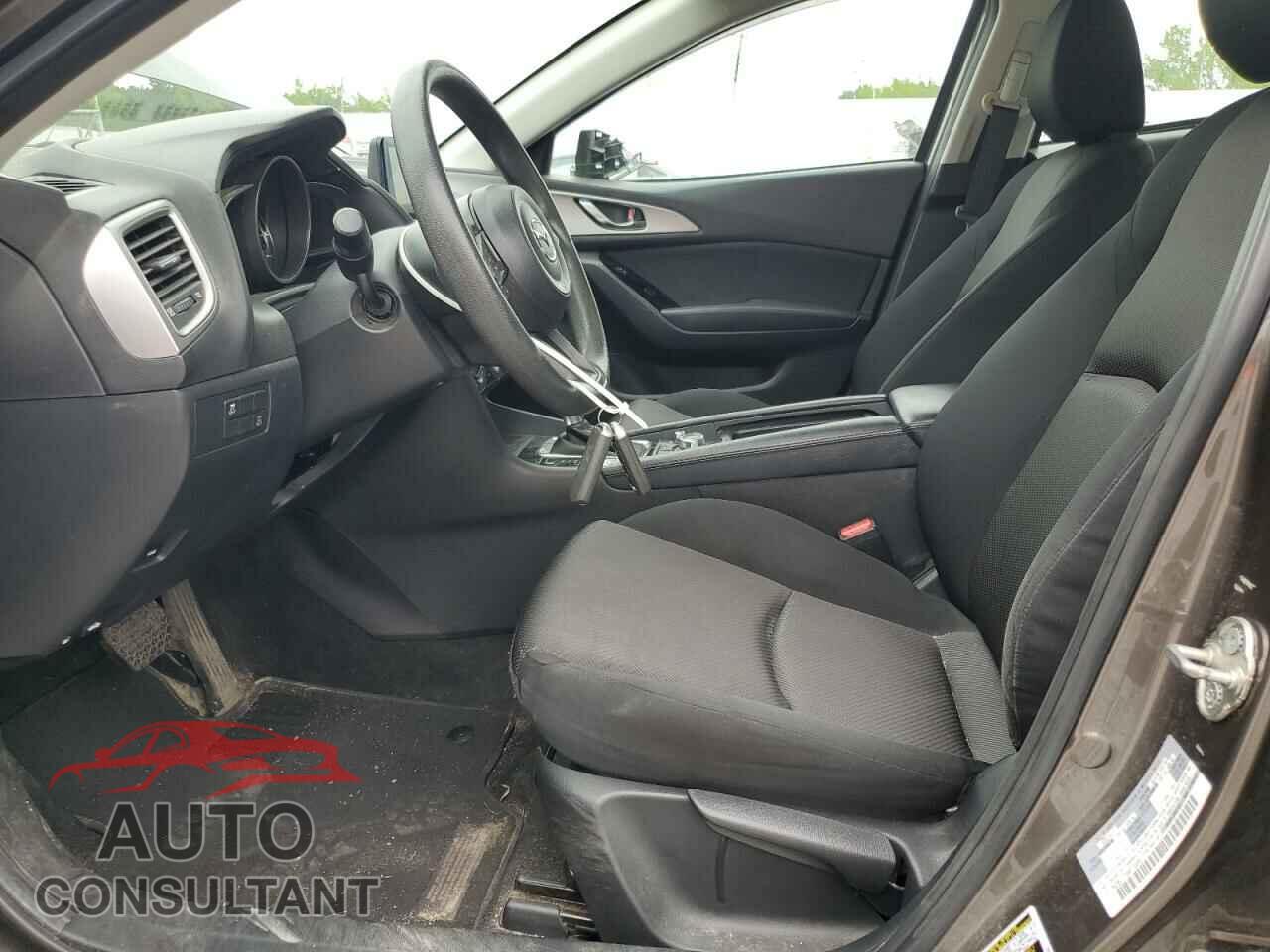 MAZDA 3 2017 - 3MZBN1U76HM133388