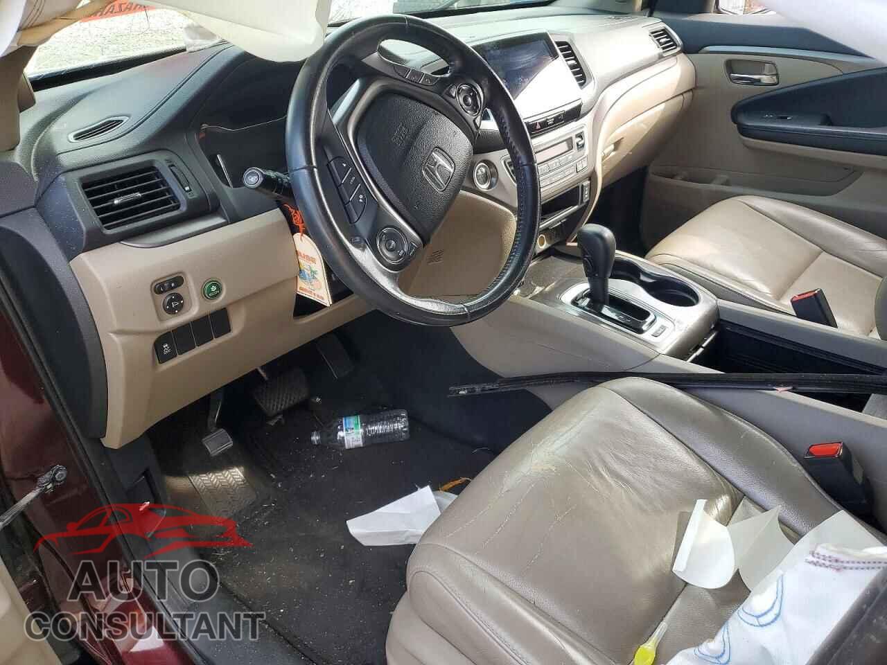 HONDA PILOT 2017 - 5FNYF6H57HB085596