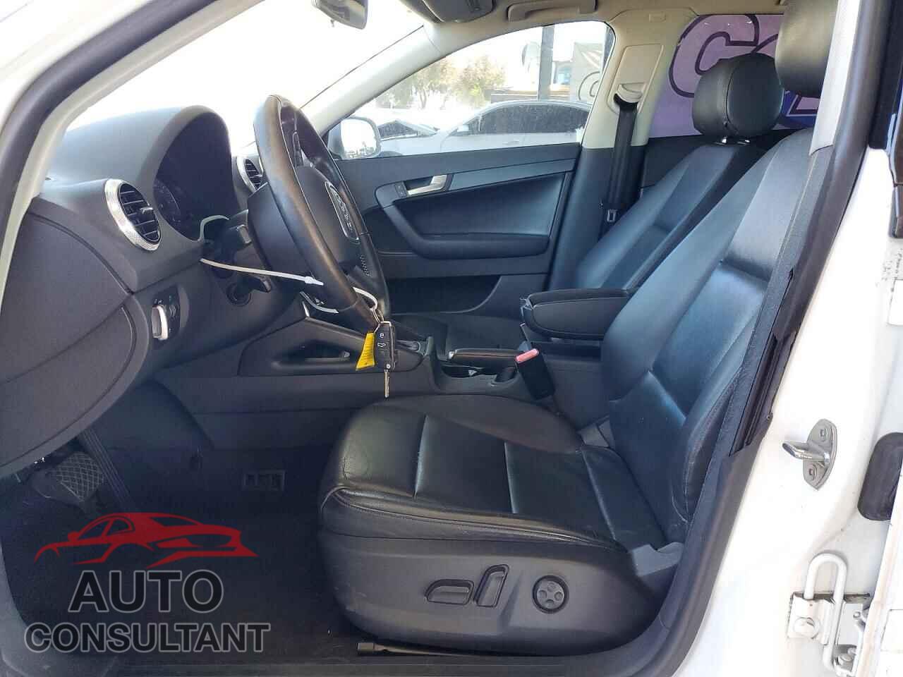AUDI A3 2012 - WAUBEAFM0CA088618