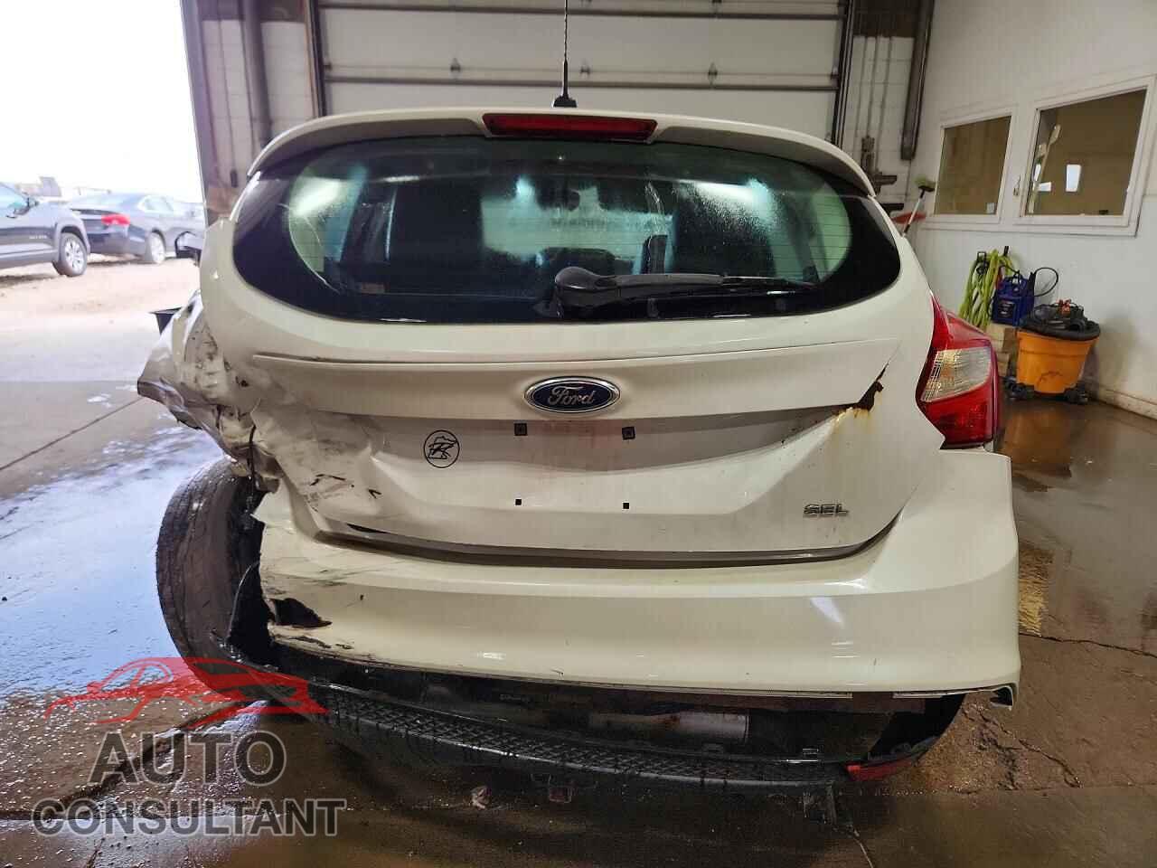 FORD FOCUS 2012 - 1FAHP3M25CL257594
