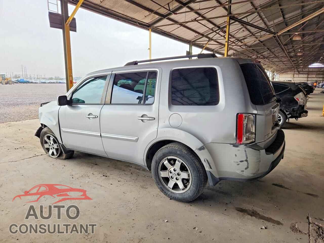 HONDA PILOT 2011 - 5FNYF3H66BB005543