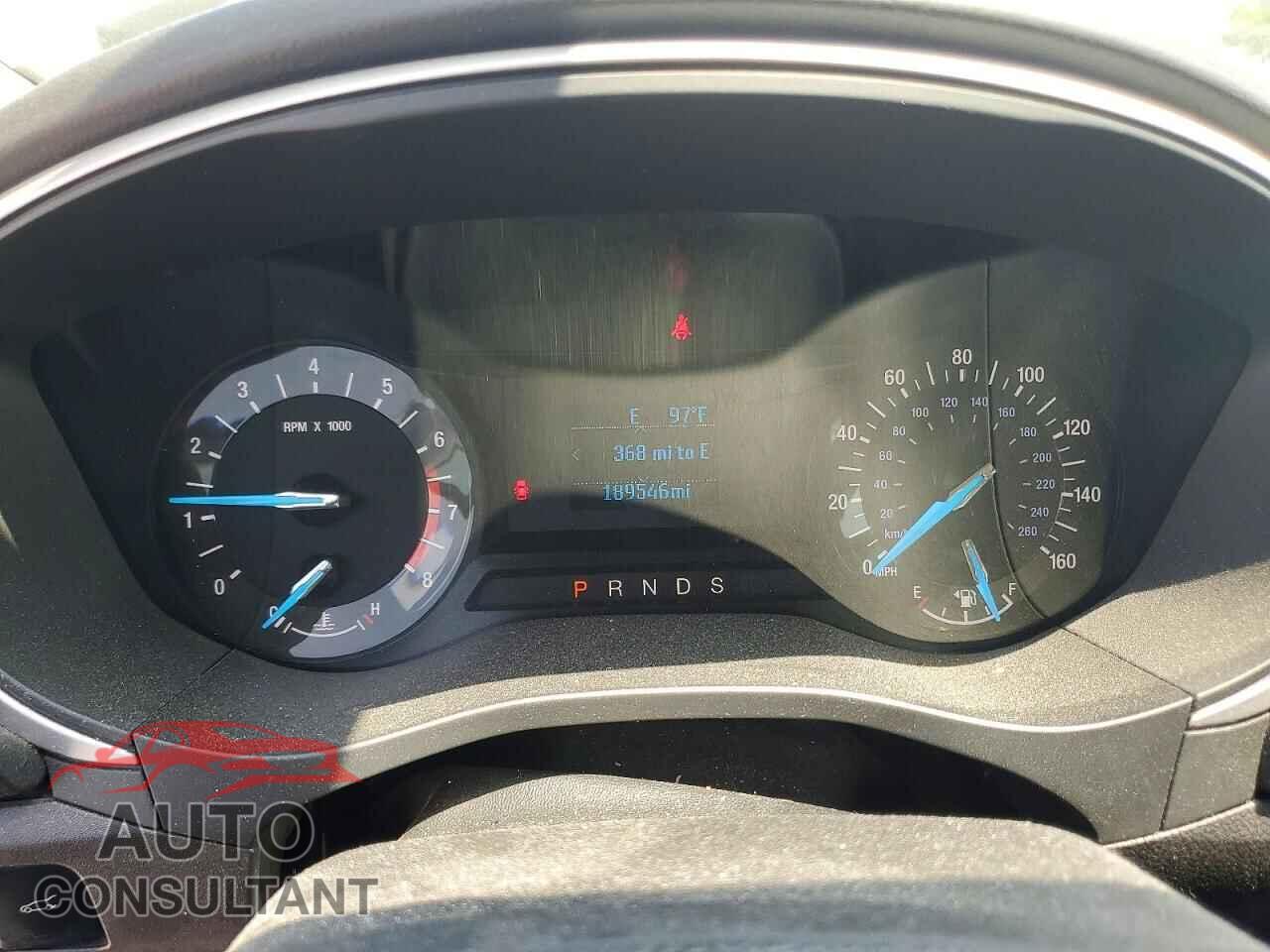 FORD FUSION 2016 - 3FA6P0G71GR279581
