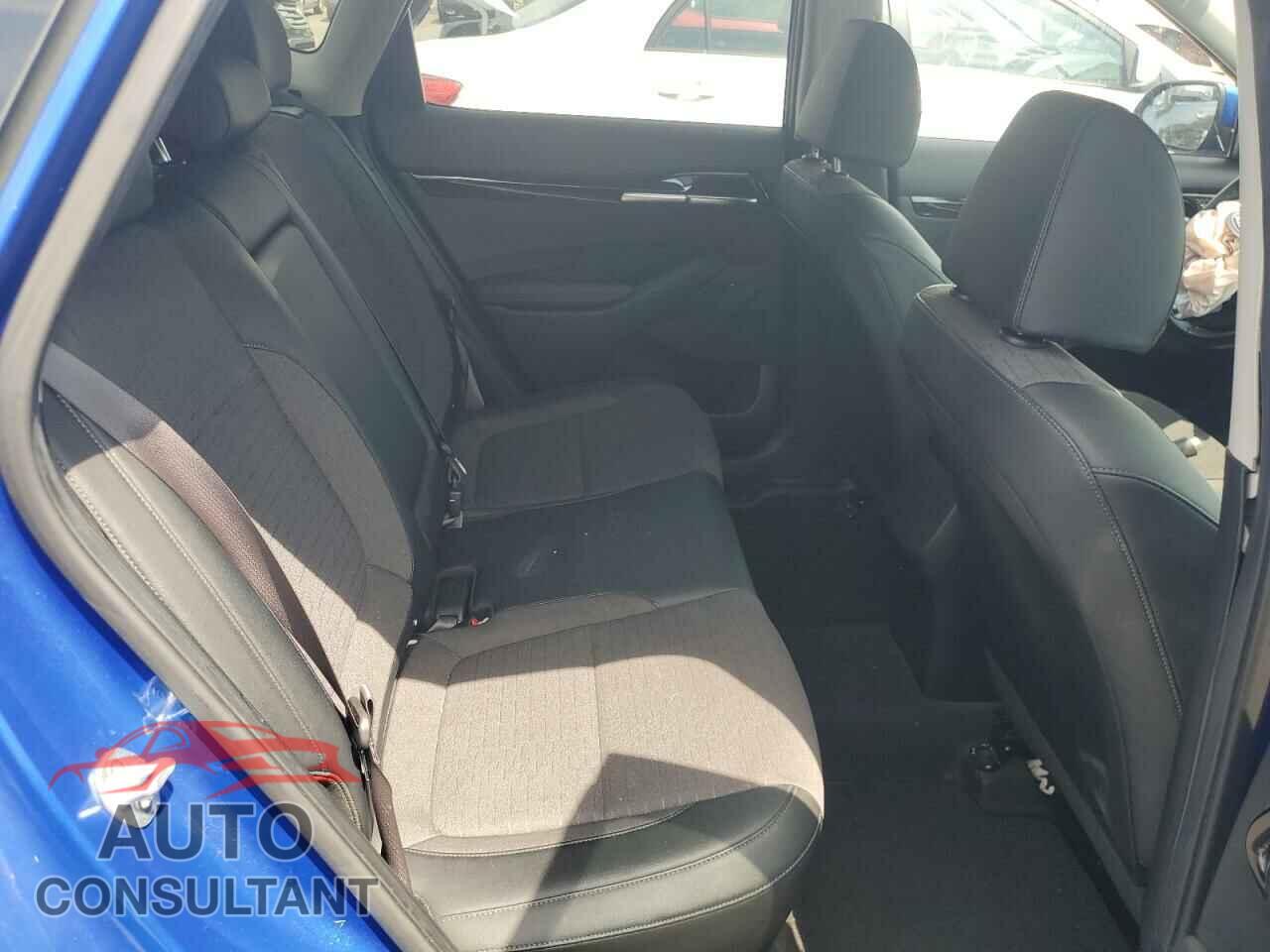 KIA SELTOS 2021 - KNDEUCAA8M7039385
