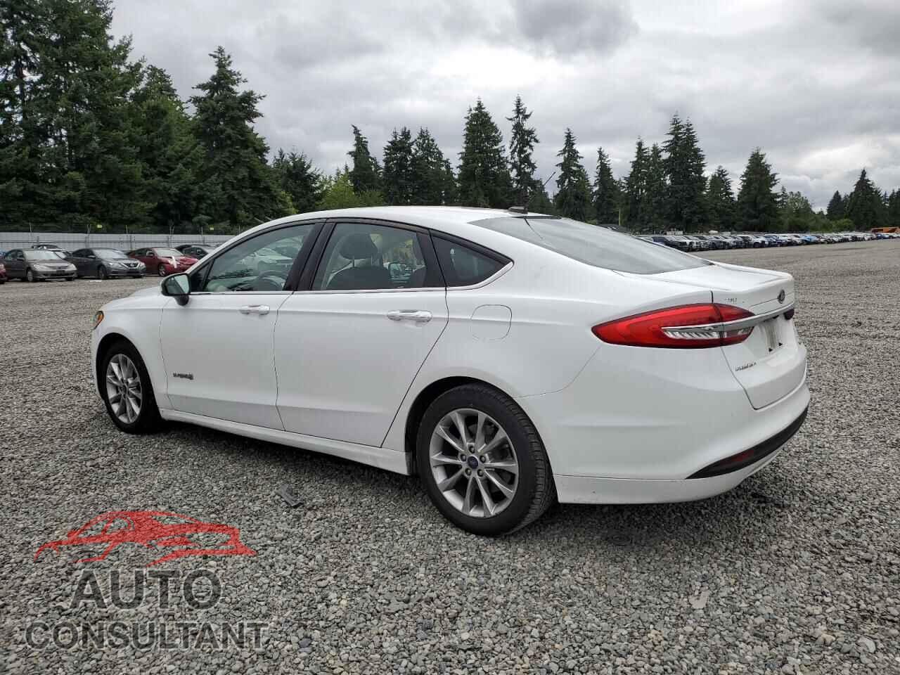 FORD FUSION 2017 - 3FA6P0LU3HR355105