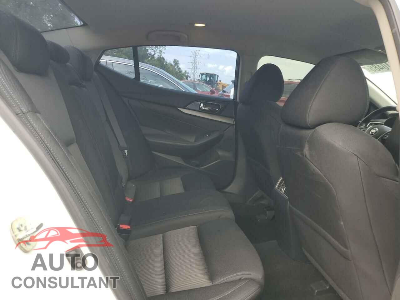 NISSAN MAXIMA 2017 - 1N4AA6AP2HC429933