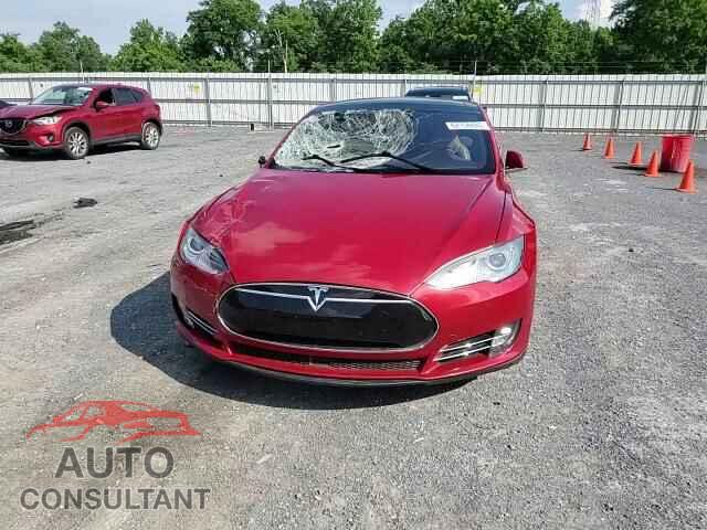 TESLA MODEL S 2015 - 5YJSA1E24FF118598