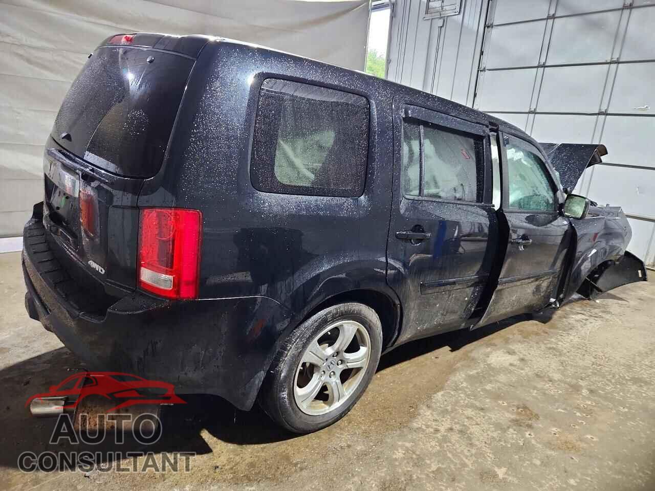 HONDA PILOT 2015 - 5FNYF4H56FB077412