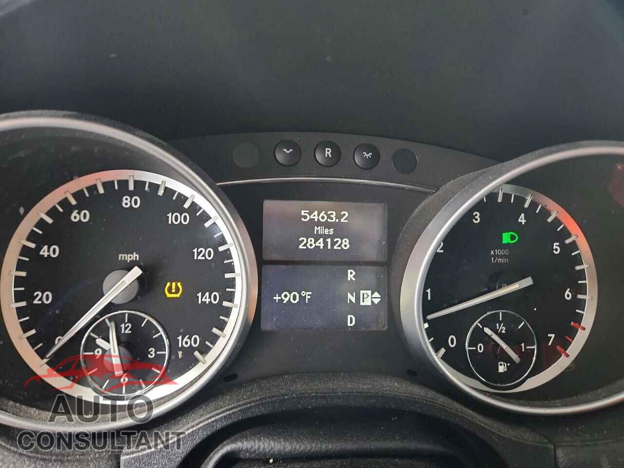 MERCEDES-BENZ GL-CLASS 2011 - 4JGBF8GE2BA660119