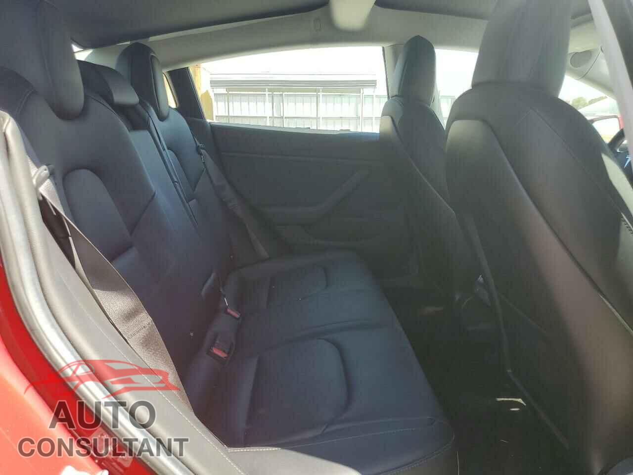 TESLA MODEL 3 2018 - 5YJ3E1EA5JF015473