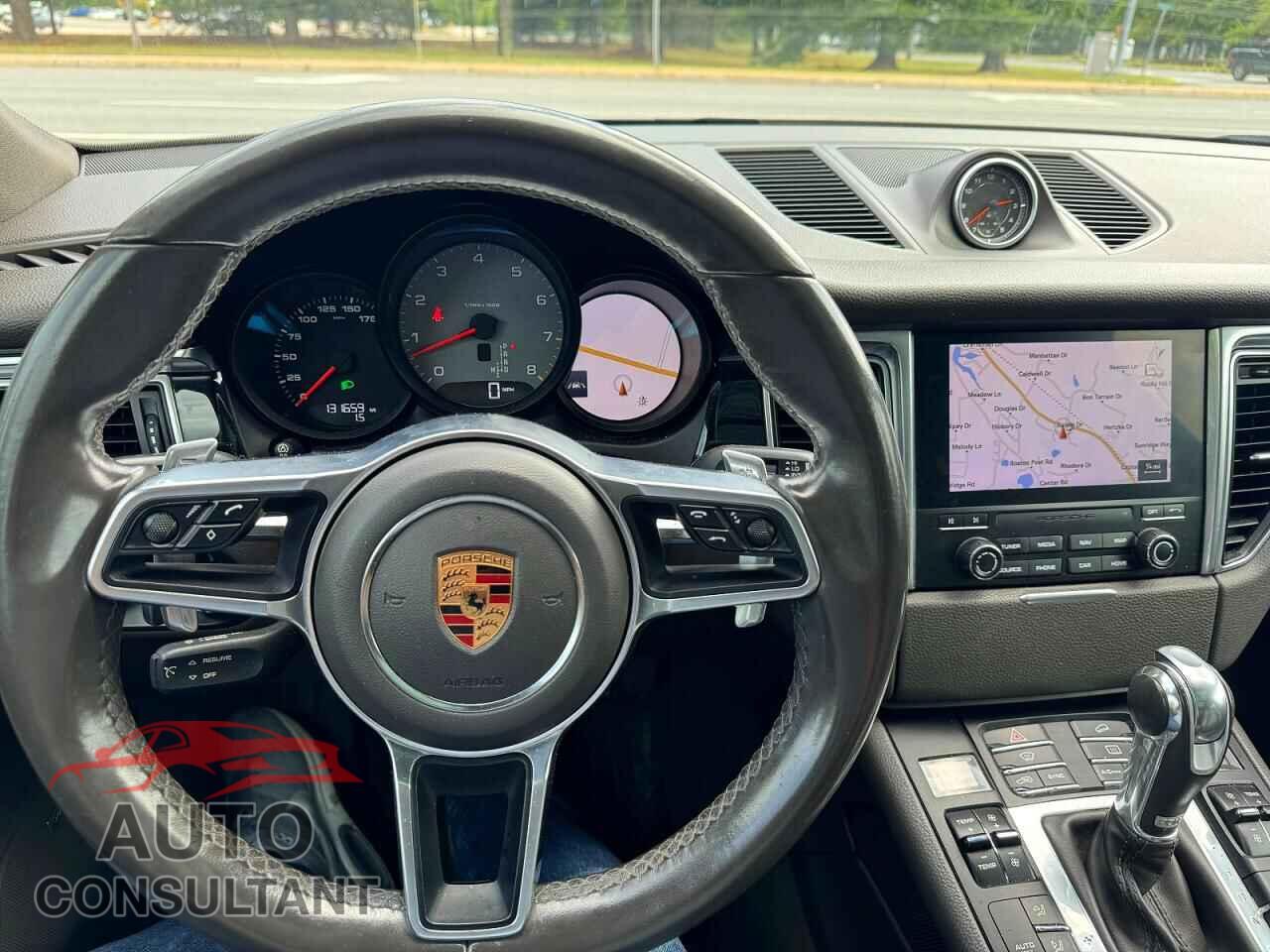 PORSCHE MACAN 2018 - WP1AB2A52JLB33457