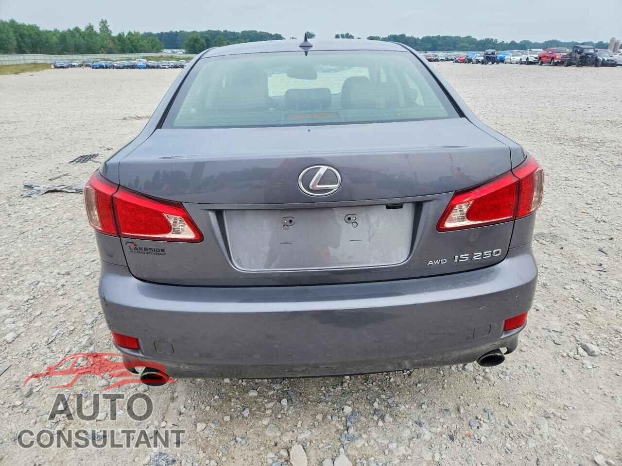 LEXUS IS 2013 - JTHCF5C26D5061253