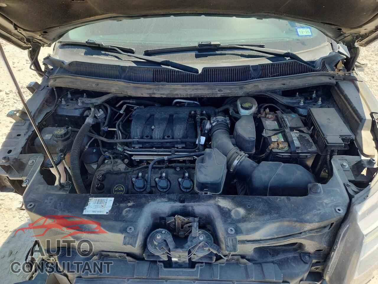 FORD EXPLORER 2018 - 1FM5K7D86JGB89928