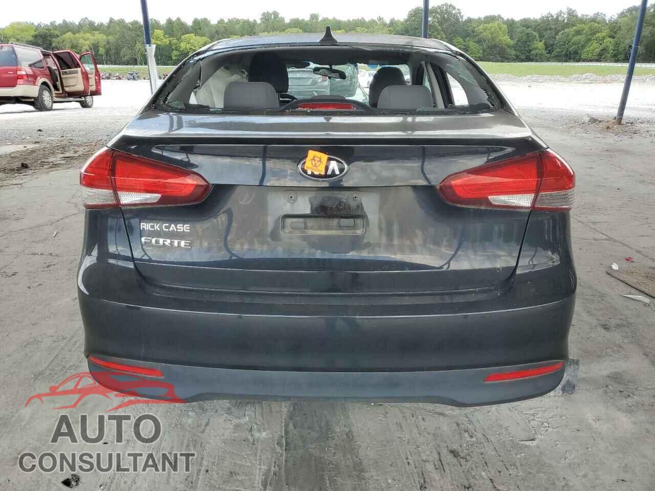 KIA FORTE 2017 - 3KPFK4A76HE084254