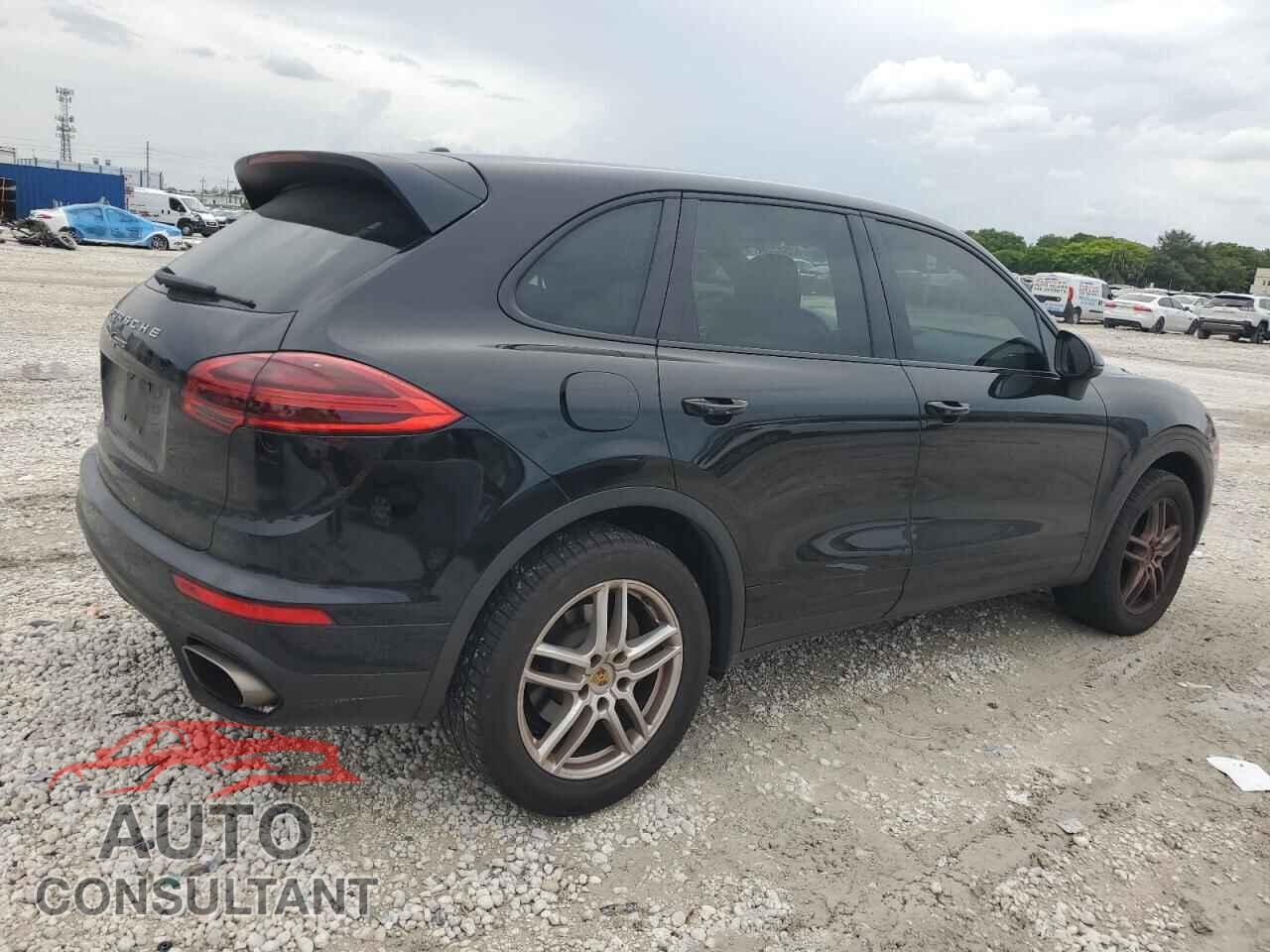 PORSCHE CAYENNE 2018 - WP1AA2A21JKA00610