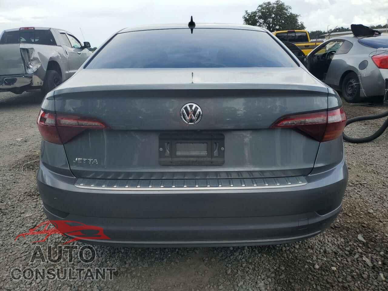 VOLKSWAGEN JETTA 2019 - 3VWEB7BU3KM231531