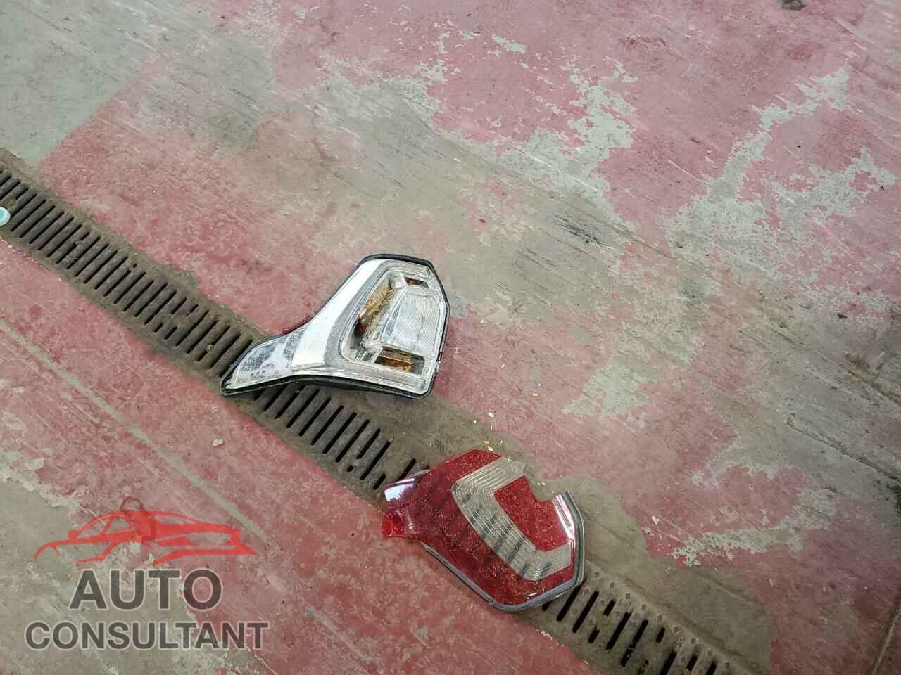 FORD EXPLORER 2017 - 1FM5K8D89HGD10533