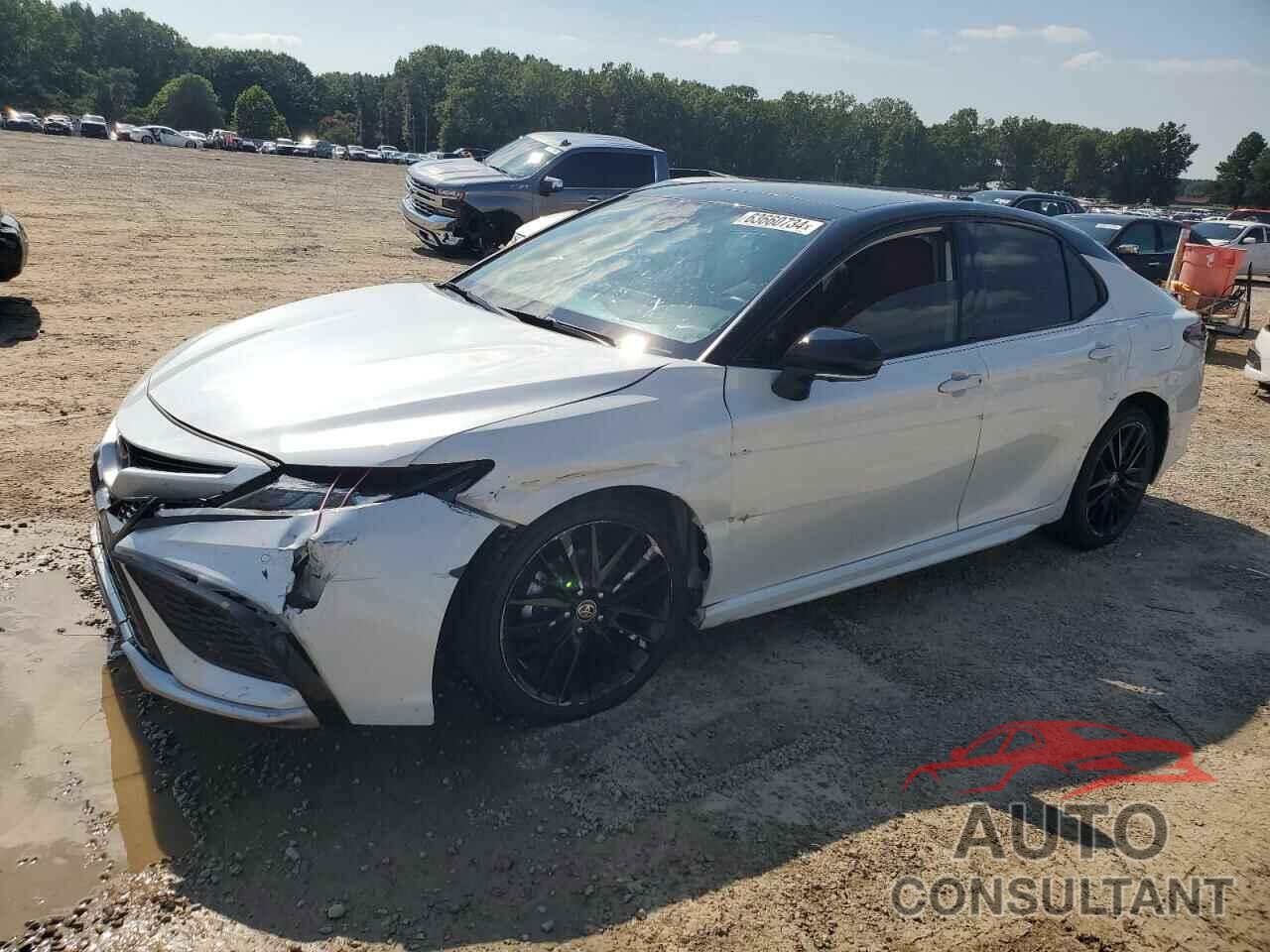 TOYOTA CAMRY 2023 - 4T1KZ1AK4PU085363