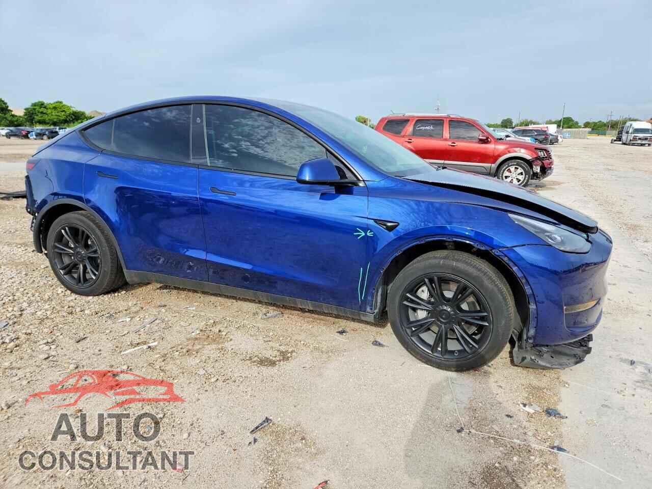 TESLA MODEL Y 2024 - 7SAYGDEE4RA283348