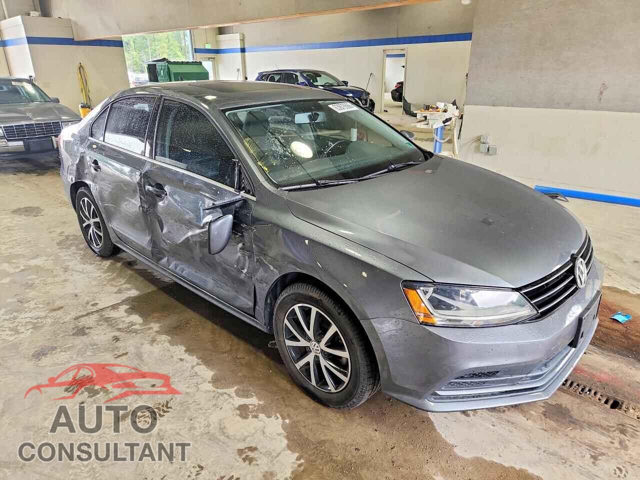 VOLKSWAGEN JETTA 2018 - 3VWDB7AJ4JM246671