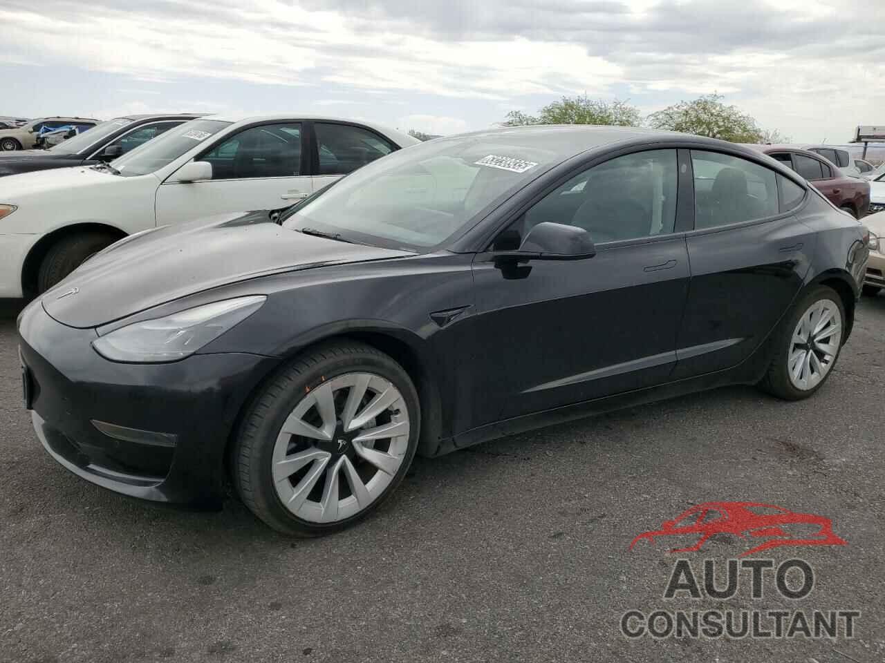 TESLA MODEL 3 2022 - 5YJ3E1EA8NF371437