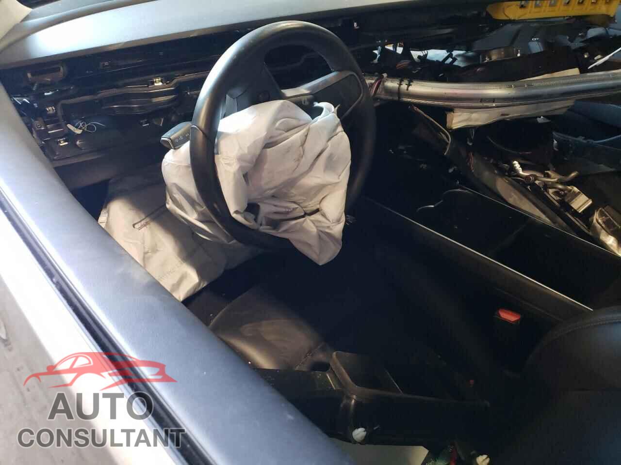 TESLA MODEL 3 2018 - 5YJ3E1EB0JF087383