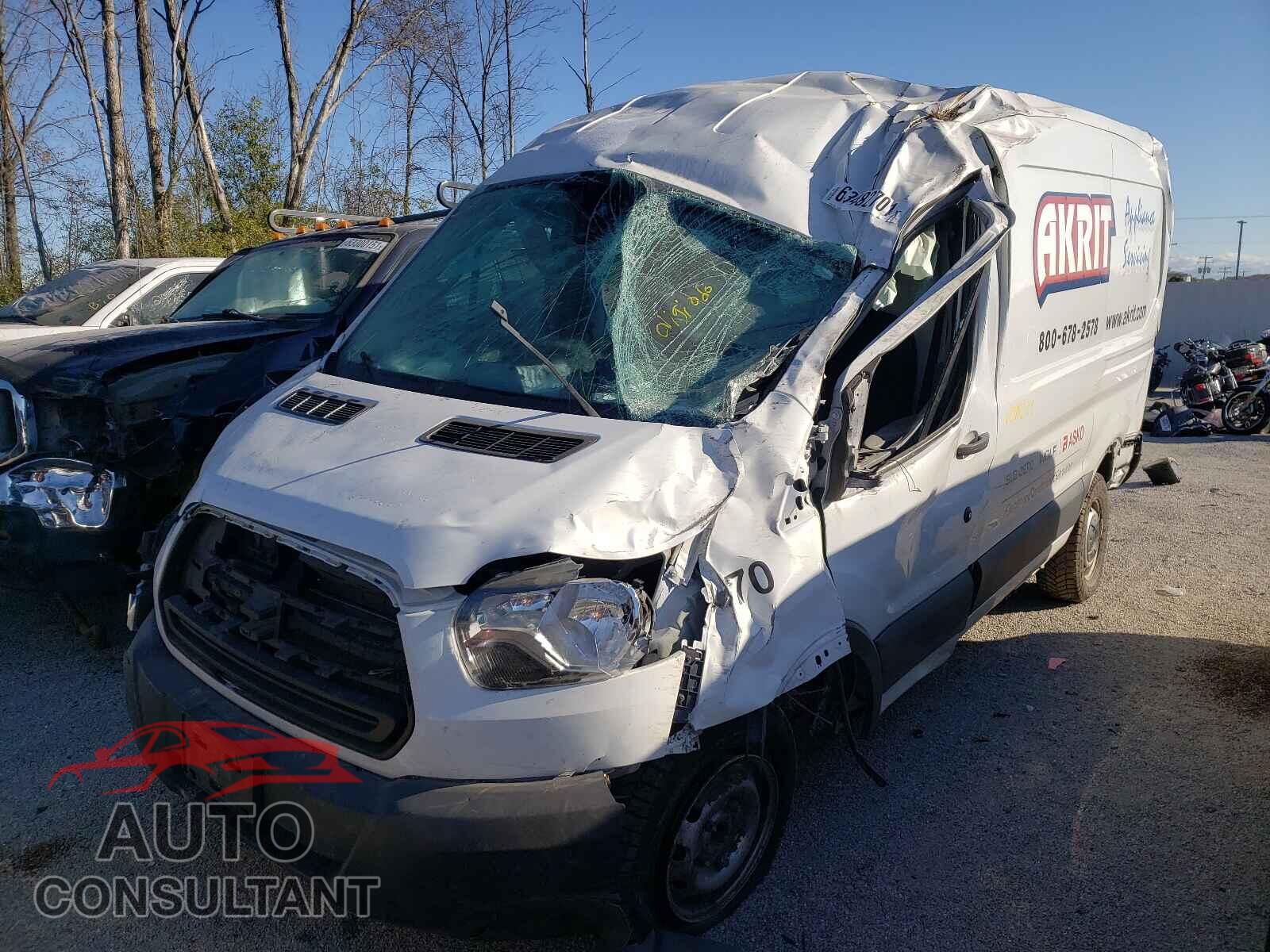 FORD TRANSIT CO 2017 - 1FTYR1CM8HKA55261