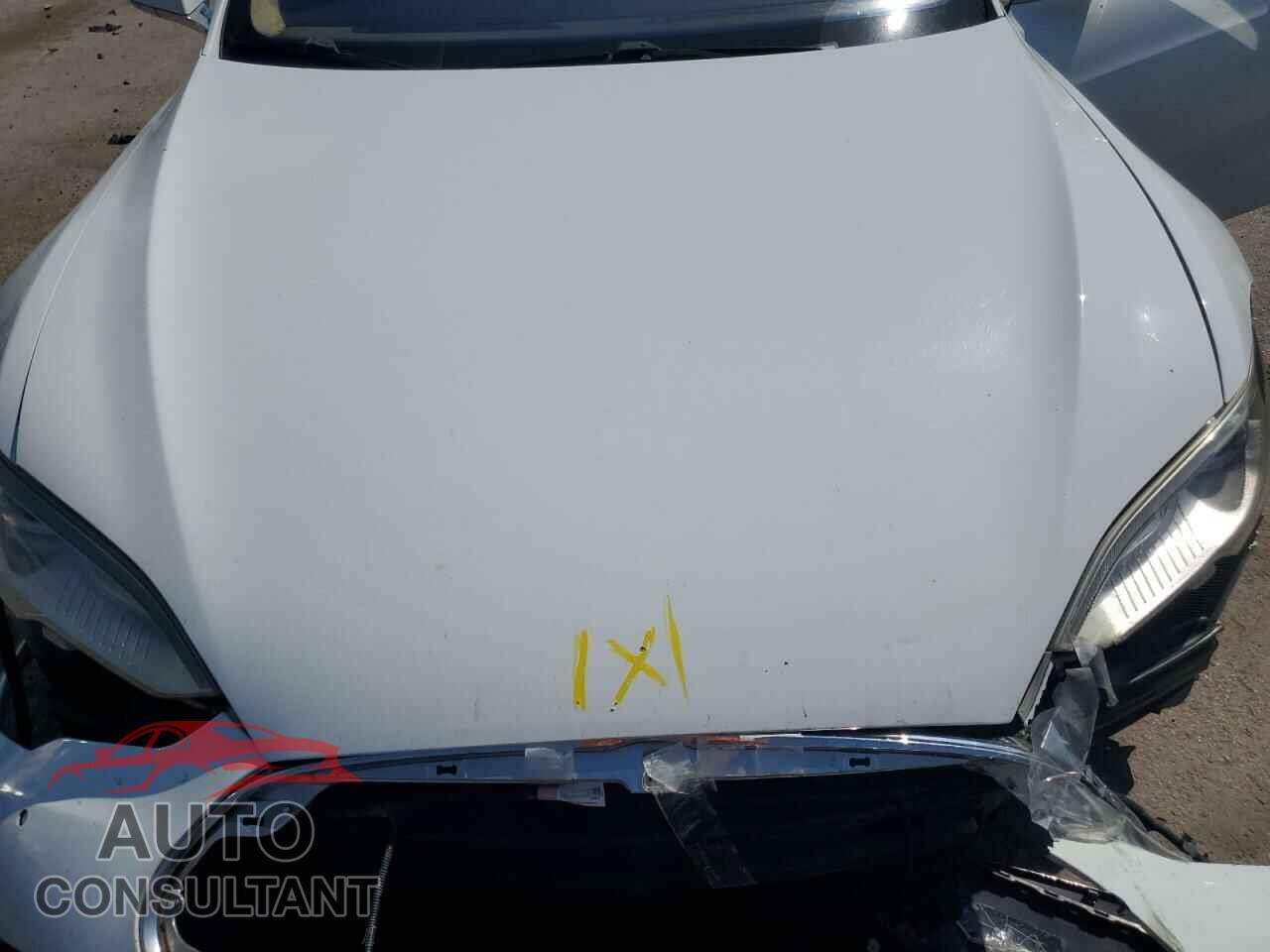 TESLA MODEL S 2015 - 5YJSA1S12FFP65836