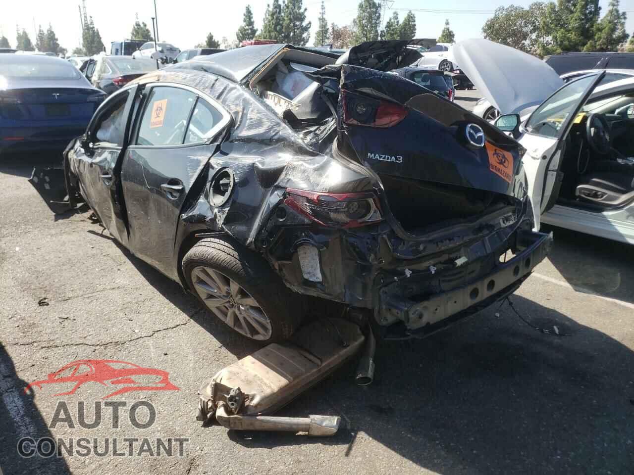 MAZDA 3 2021 - JM1BPABL4M1322013