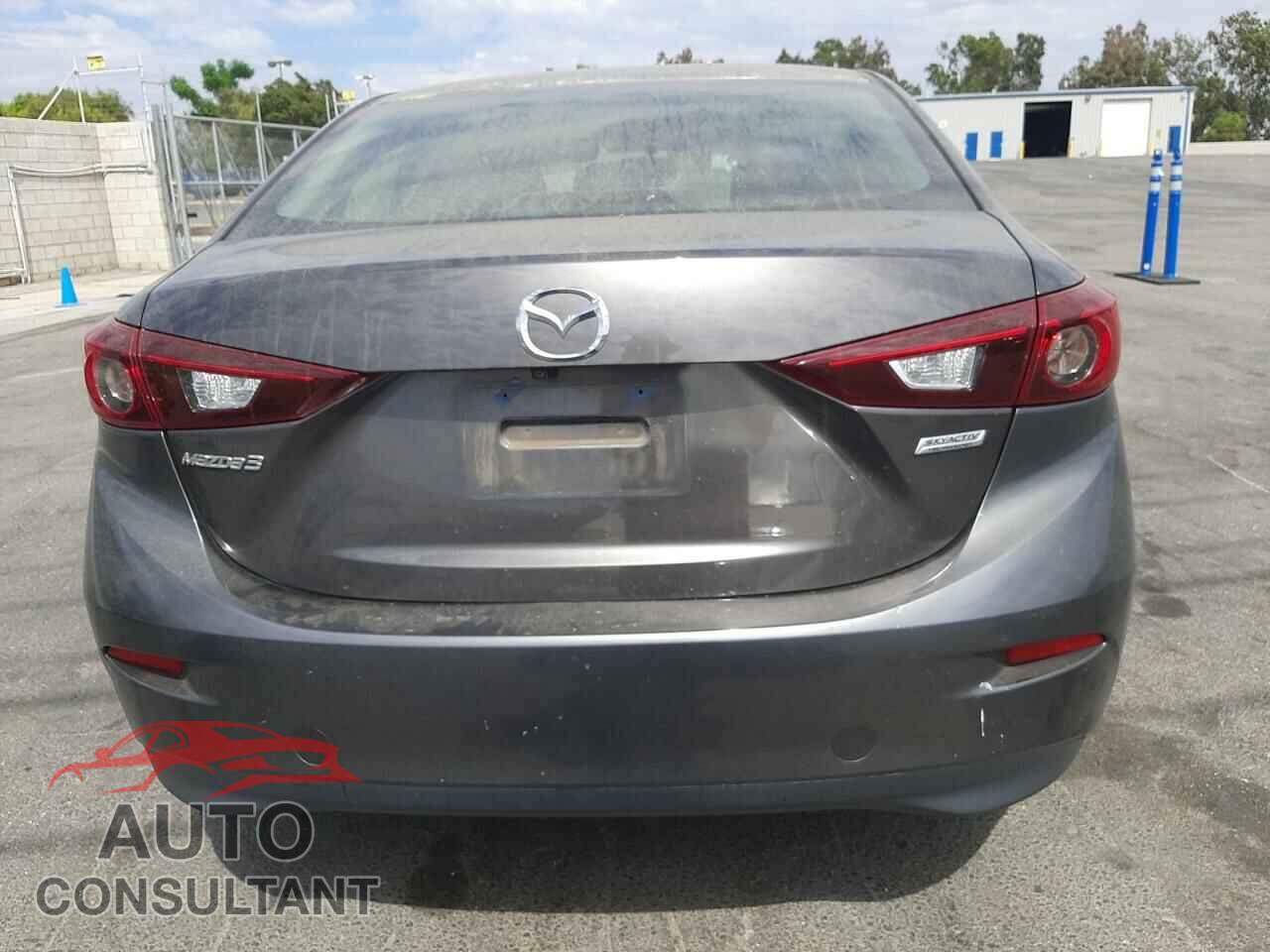 MAZDA 3 2017 - 3MZBN1U77HM138079
