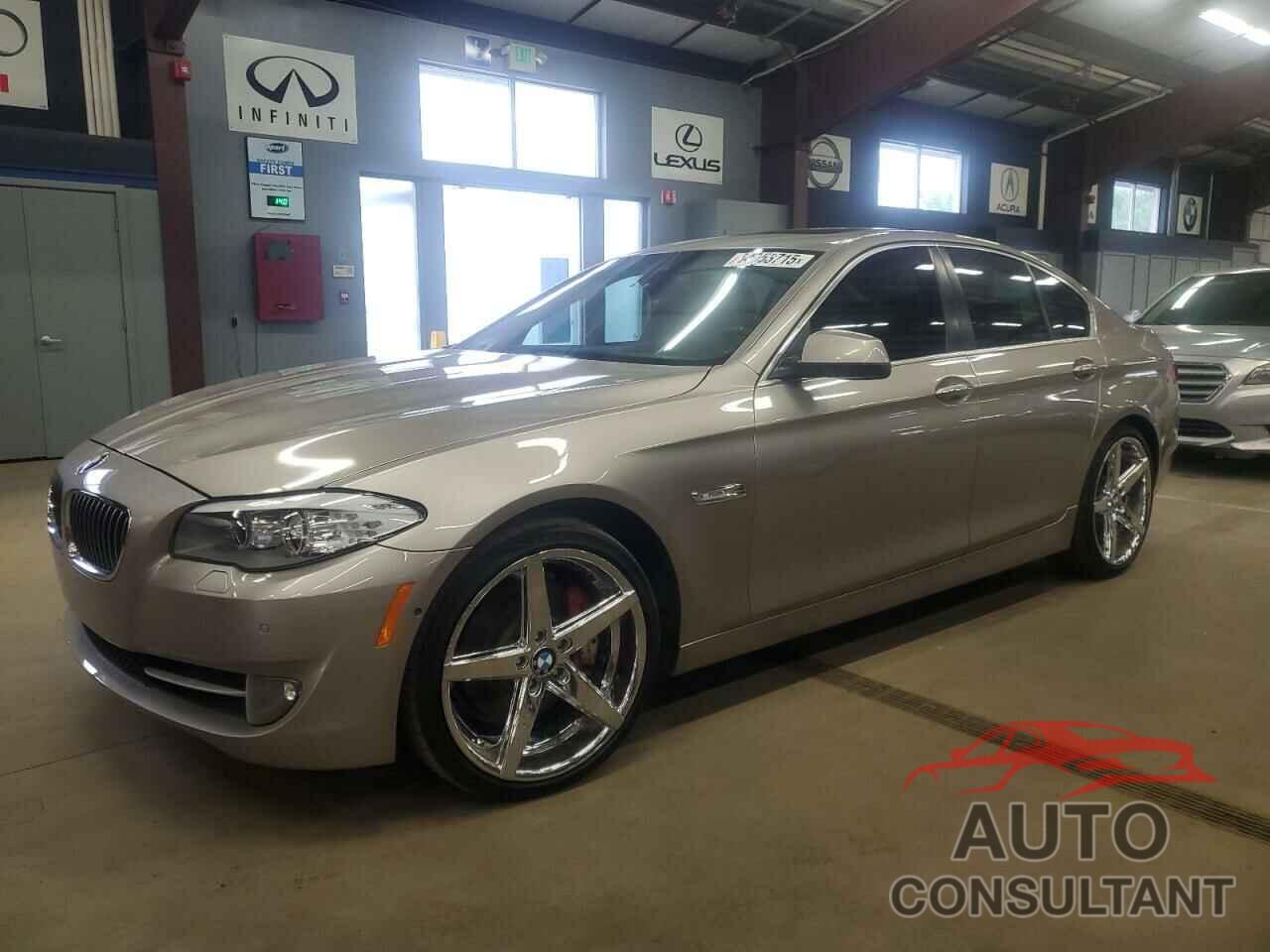 BMW 5 SERIES 2013 - WBAFU7C57DDU74909