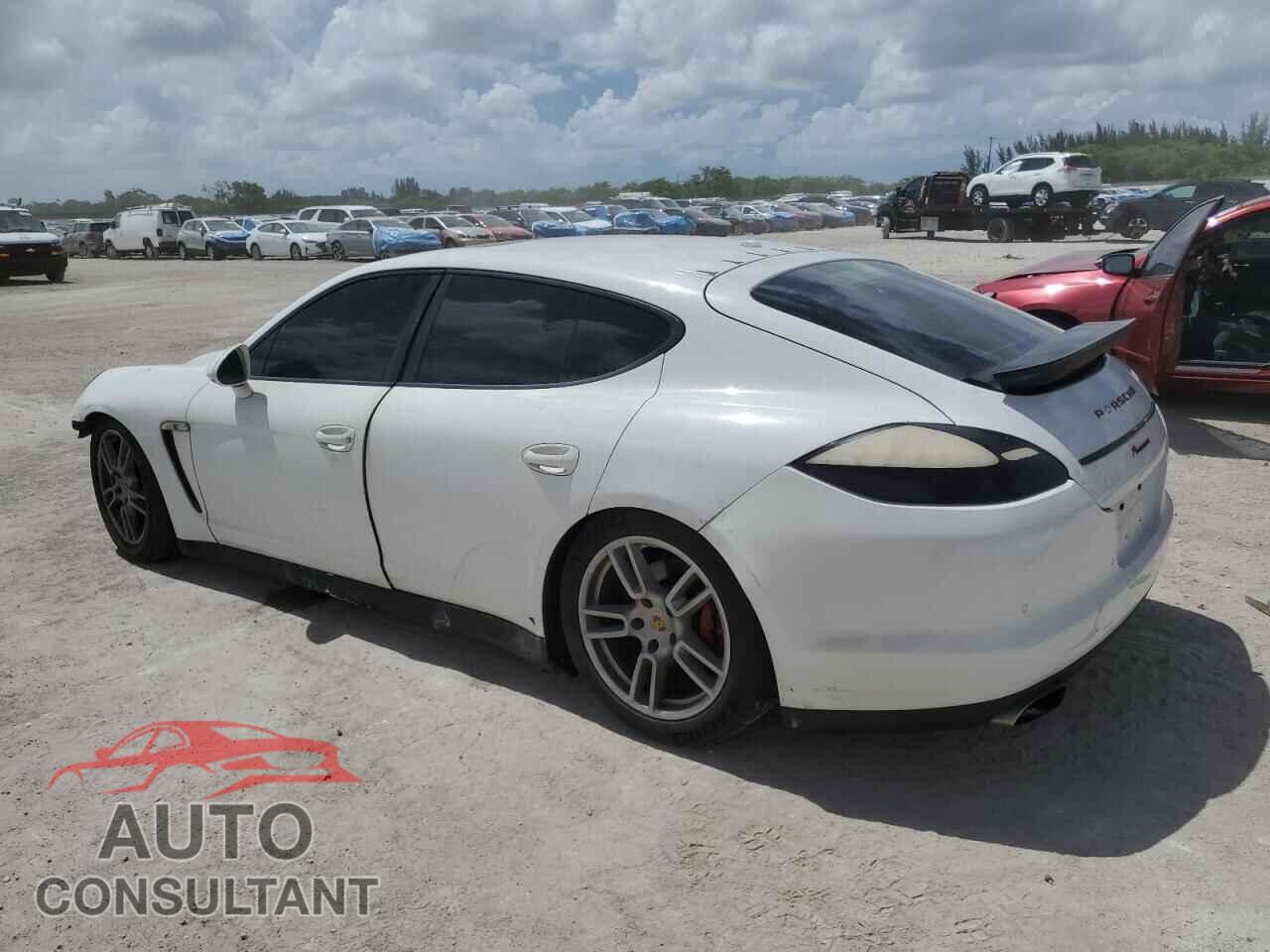 PORSCHE PANAMERA 2011 - WP0AA2A76BL013720
