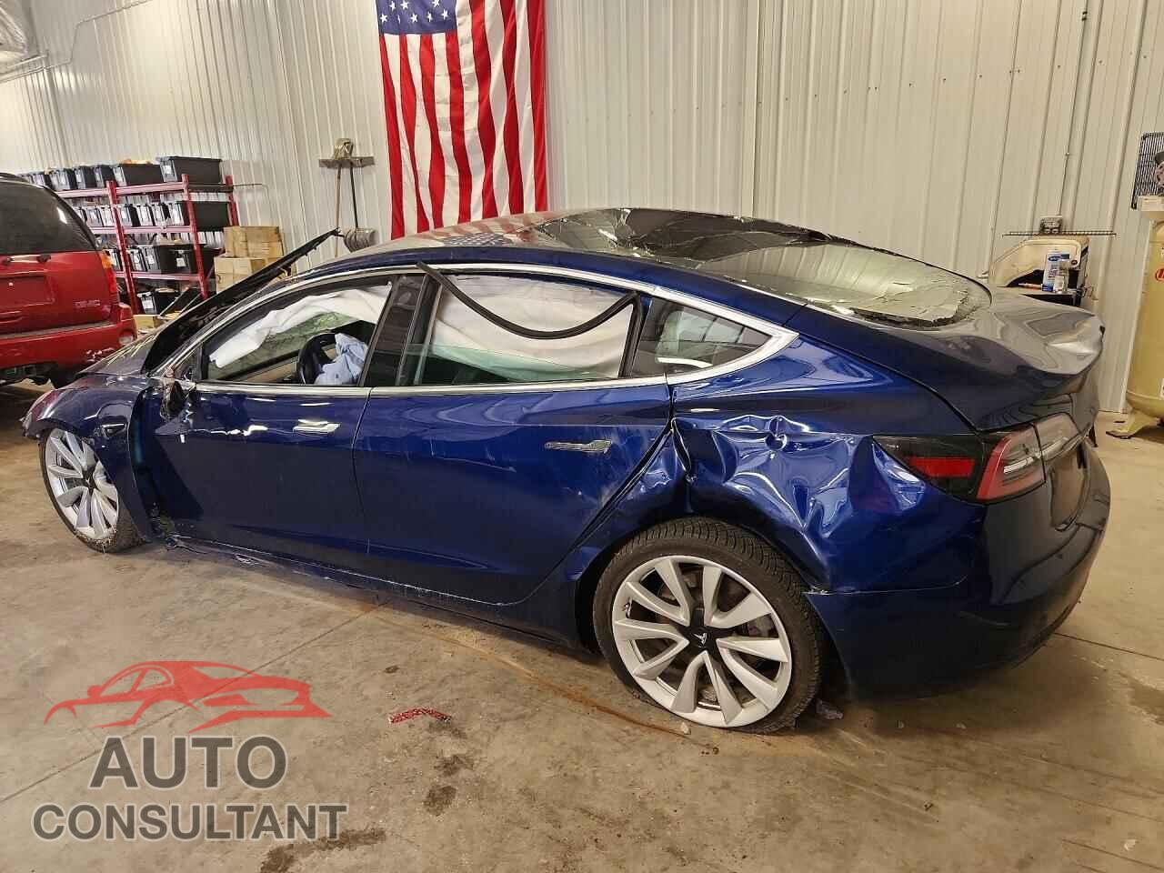 TESLA MODEL 3 2019 - 5YJ3E1EBXKF210995
