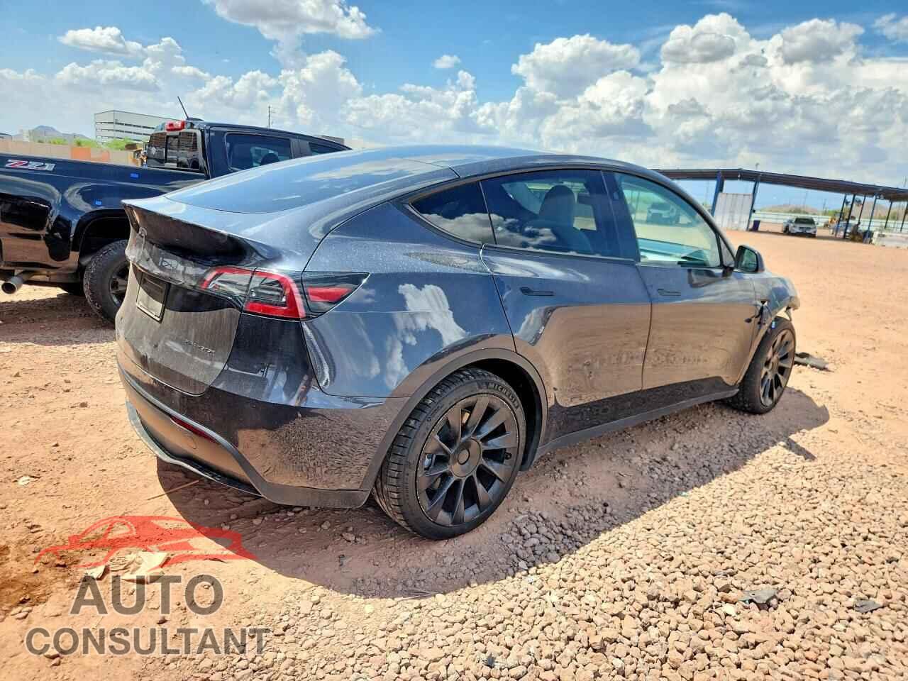 TESLA MODEL Y 2024 - 7SAYGAEEXRF021318
