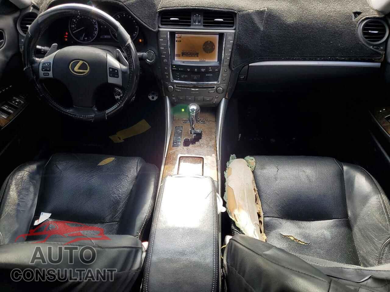 LEXUS IS 2011 - JTHBF5C27B5153061