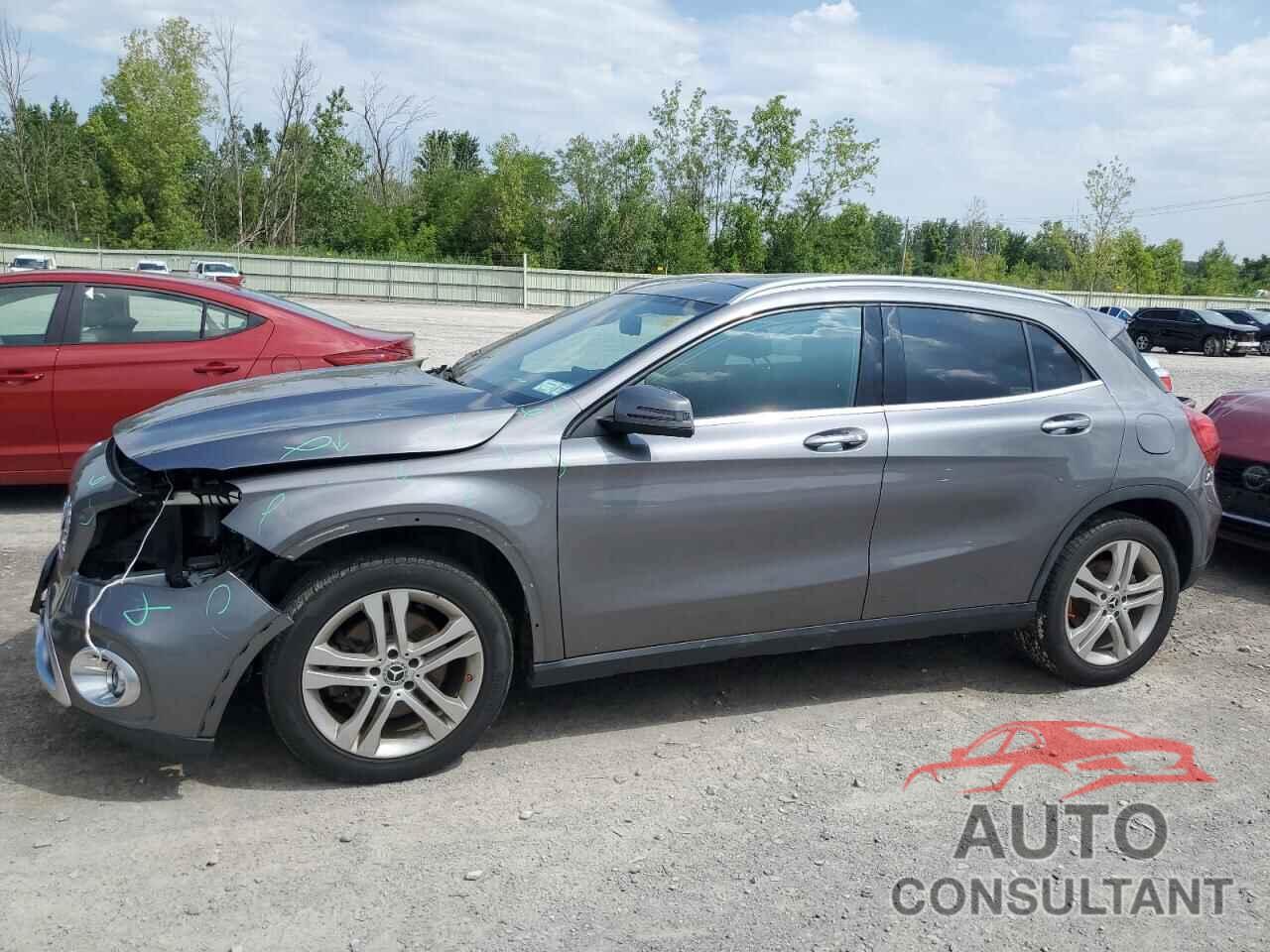 MERCEDES-BENZ GLA-CLASS 2018 - WDCTG4GB8JJ457359